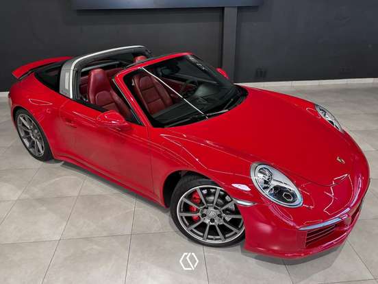 PORSCHE-911-2016