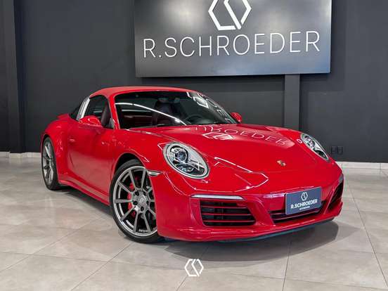 PORSCHE-911-2016
