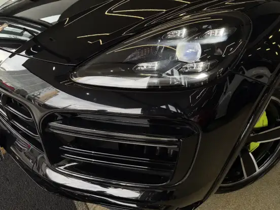 PORSCHE-CAYENNE-2019