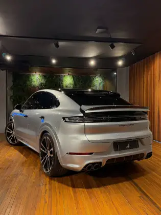 PORSCHE CAYENNE 4.0 V8 GASOLINA GTS COUPÉ AWD TIPTRONIC S