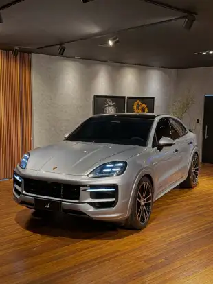 PORSCHE-CAYENNE-2026