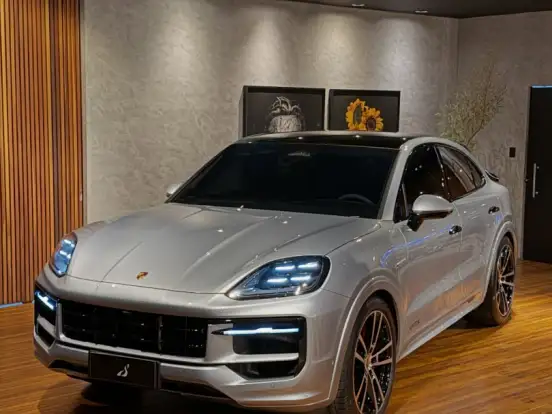 PORSCHE-CAYENNE-4.0 V8 GASOLINA GTS COUPÉ AWD TIPTRONIC S PORSCHE-CAYENNE-2026