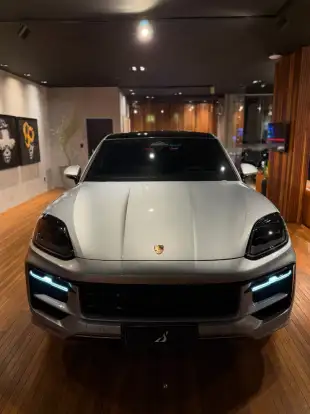 PORSCHE-CAYENNE-2026