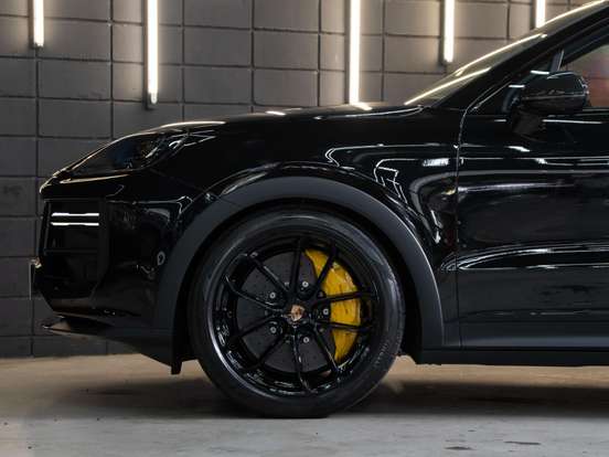 PORSCHE-CAYENNE-2025