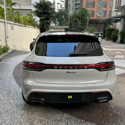 PORSCHE-MACAN-2024