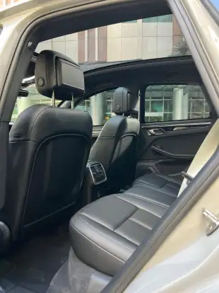 PORSCHE-MACAN-2024