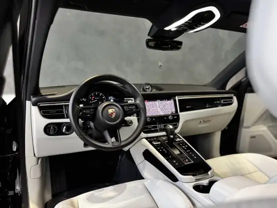 PORSCHE-MACAN-2024