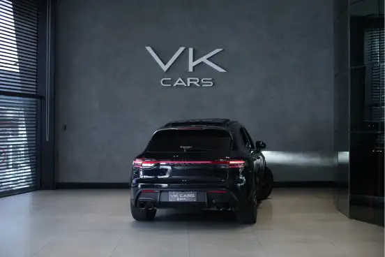 PORSCHE-MACAN-2024