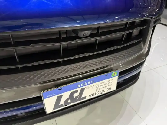 PORSCHE-MACAN-2025