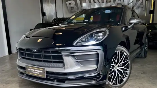 PORSCHE-MACAN-2025