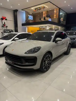 PORSCHE-MACAN-2023