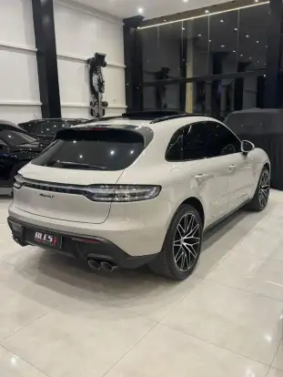 PORSCHE-MACAN-2023