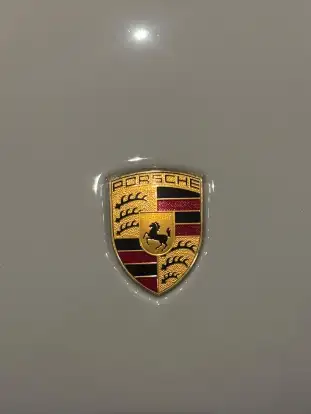 PORSCHE-MACAN-2023