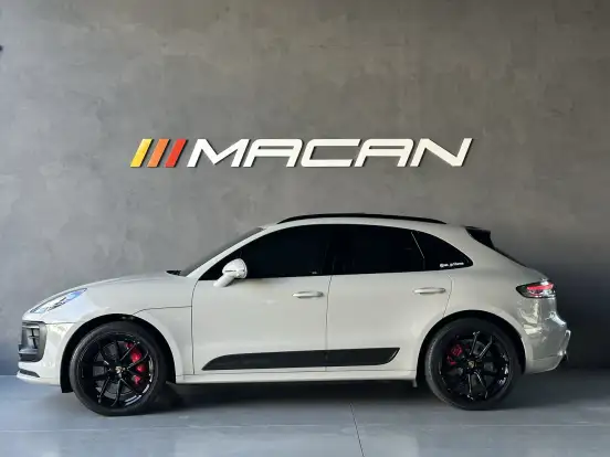 PORSCHE-MACAN-2022