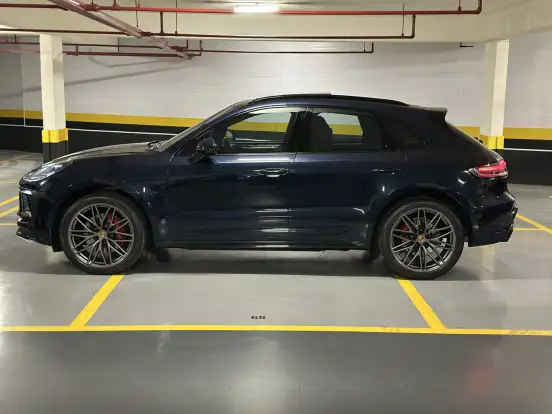 PORSCHE-MACAN-2022