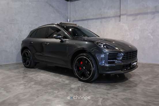 PORSCHE-MACAN-2021