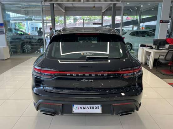 PORSCHE-MACAN-2025