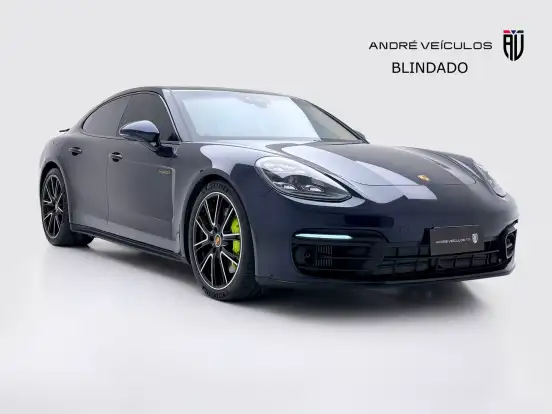 PORSCHE-PANAMERA-2022