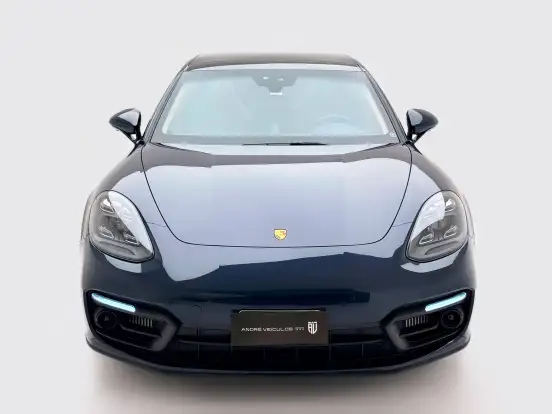PORSCHE-PANAMERA-2022
