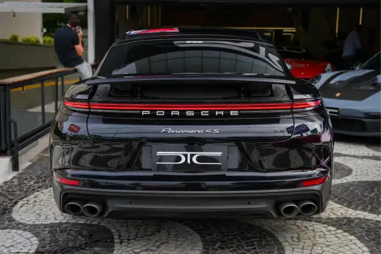 PORSCHE-PANAMERA-2024