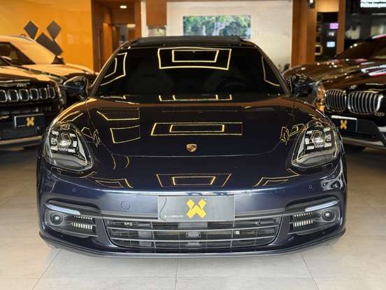 PORSCHE-PANAMERA-2020