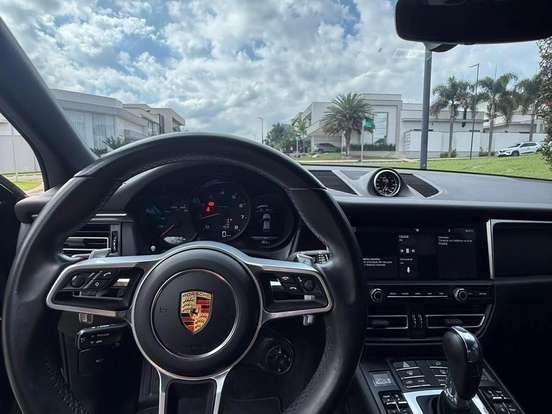 PORSCHE-MACAN-2.0 16V GASOLINA 4P AUTOMÁTICO PORSCHE-MACAN-2021