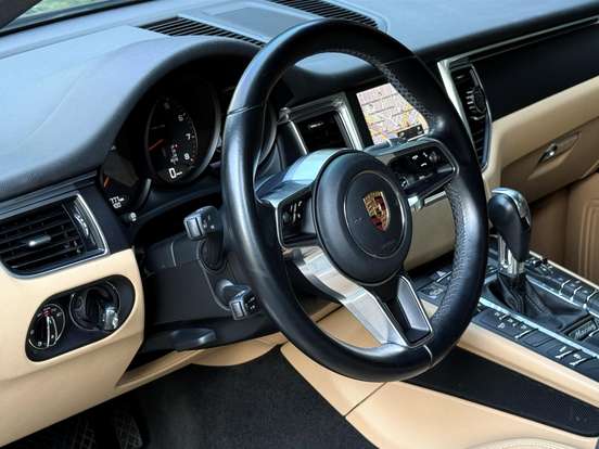 PORSCHE-MACAN-2.0 16V GASOLINA 4P AUTOMÁTICO PORSCHE-MACAN-2017