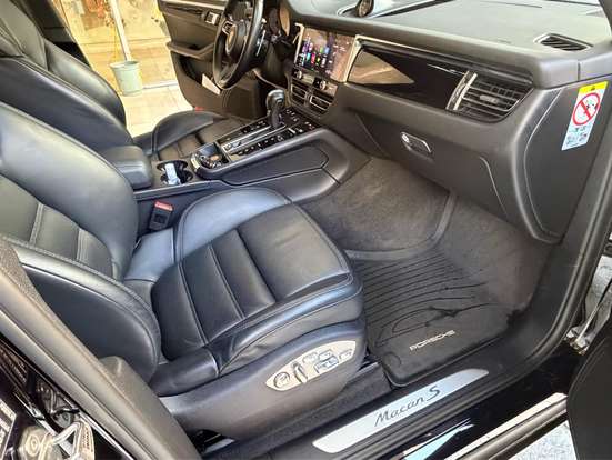 PORSCHE-MACAN-2023