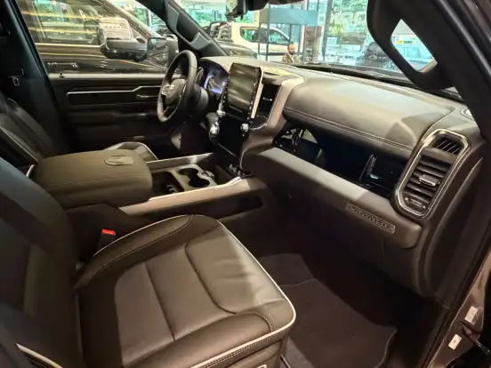 RAM-1500-3.0 HURRICANE 6 BITURBO GASOLINA RHO CD 4X4 AUTOMÁTICO RAM-1500-2026