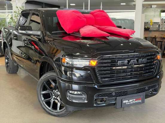 RAM-1500-3.0 HURRICANE 6 BITURBO GASOLINA LARAMIE NIGHT EDITION CD 4X4 AUTOMÁTICO RAM-1500-2025