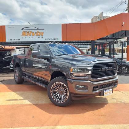 RAM 2500 6.7 I6 TURBO DIESEL LARAMIE NIGHT EDITION CD 4X4 AUTOMÁTICO
