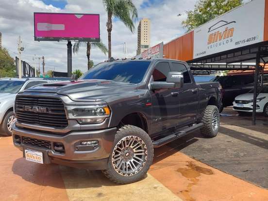 RAM-2500-6.7 I6 TURBO DIESEL LARAMIE NIGHT EDITION CD 4X4 AUTOMÁTICO RAM-2500-2024