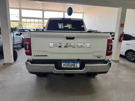 RAM-3500-6.7 I6 TURBO DIESEL LARAMIE CD 4X4 AUTOMÁTICO RAM-3500-2022