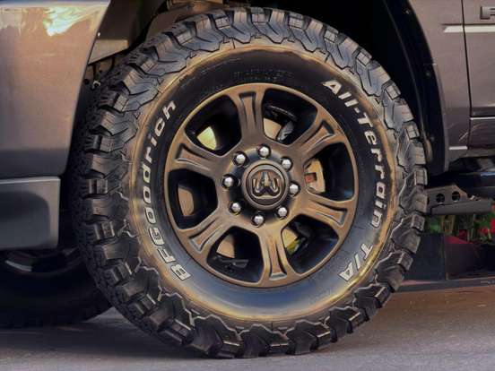 RAM-3500-6.7 I6 TURBO DIESEL LARAMIE NIGHT EDITION CD 4X4 AUTOMÁTICO RAM-3500-2023