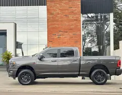 RAM 3500 6.7 I6 TURBO DIESEL LARAMIE NIGHT EDITION CD 4X4 AUTOMÁTICO RAM 3500 6.7 I6 TURBO DIESEL LARAMIE NIGHT EDITION CD 4X4 AUTOMÁTICO