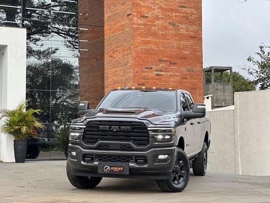RAM-3500-6.7 I6 TURBO DIESEL LARAMIE NIGHT EDITION CD 4X4 AUTOMÁTICO RAM-3500-2025