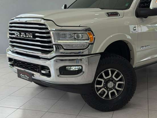 RAM-3500-6.7 I6 TURBO DIESEL LIMITED LONGHORN CD 4X4 AUTOMÁTICO RAM-3500-2023