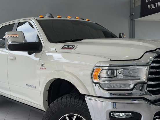 RAM-3500-6.7 I6 TURBO DIESEL LIMITED LONGHORN CD 4X4 AUTOMÁTICO RAM-3500-2023