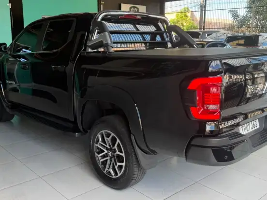 RAM-DAKOTA-2.2 TURBO DIESEL LARAMIE 4X4 AUTOMÁTICO RAM-DAKOTA-2026
