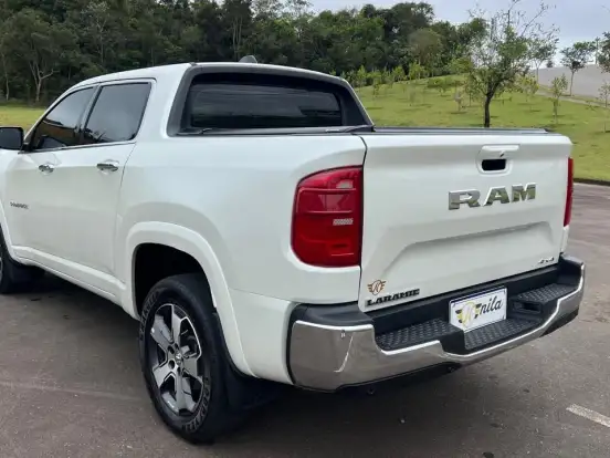 RAM-RAMPAGE-2.2 TURBO DIESEL LARAMIE 4X4 AUTOMÁTICO RAM-RAMPAGE-2024