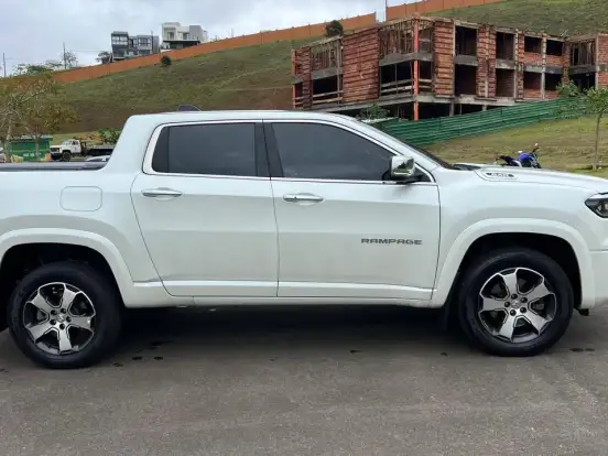 RAM-RAMPAGE-2.2 TURBO DIESEL LARAMIE 4X4 AUTOMÁTICO RAM-RAMPAGE-2024