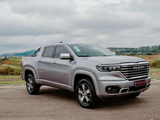 RAM-RAMPAGE-2.2 TURBO DIESEL LARAMIE 4X4 AUTOMÁTICO RAM-RAMPAGE-2025