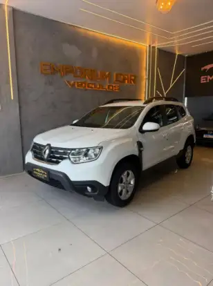 RENAULT-DUSTER-2023