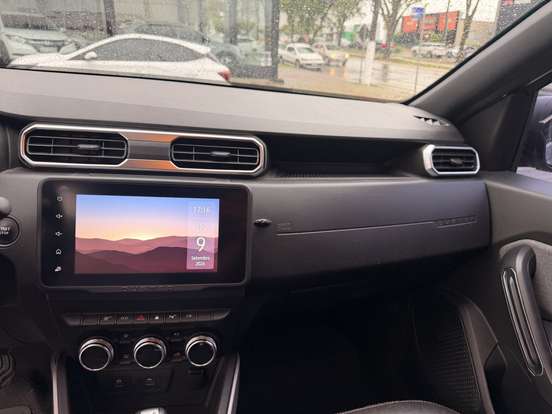 RENAULT-DUSTER-2022