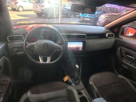 RENAULT-DUSTER-2025