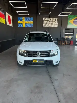RENAULT DUSTER 2.0 DYNAMIQUE 4X2 16V FLEX 4P AUTOMÁTICO