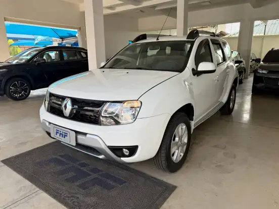 RENAULT-DUSTER-2015