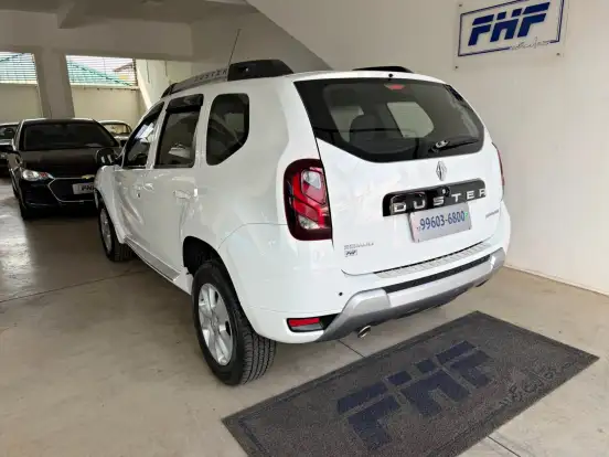 RENAULT-DUSTER-2.0 DYNAMIQUE 4X2 16V FLEX 4P AUTOMÁTICO RENAULT-DUSTER-2015