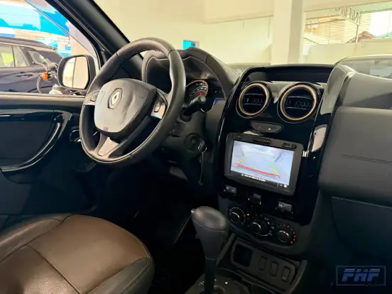 RENAULT-DUSTER-2015