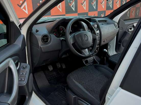 RENAULT-DUSTER OROCH-1.6 16V SCE FLEX EXPRESSION MANUAL RENAULT-DUSTER OROCH-2016